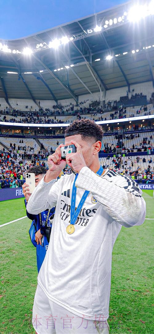 Relevo-贝林厄姆已经是皇马更衣室的领袖之一